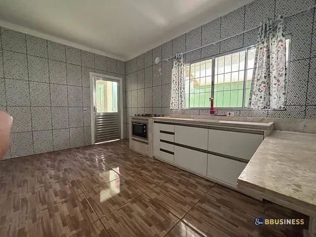 Sobrado com 125m² 3 quartos e 3 banheiros, à venda, no bairro Altos de Caucaia (Caucaia do Alto) em Cotia