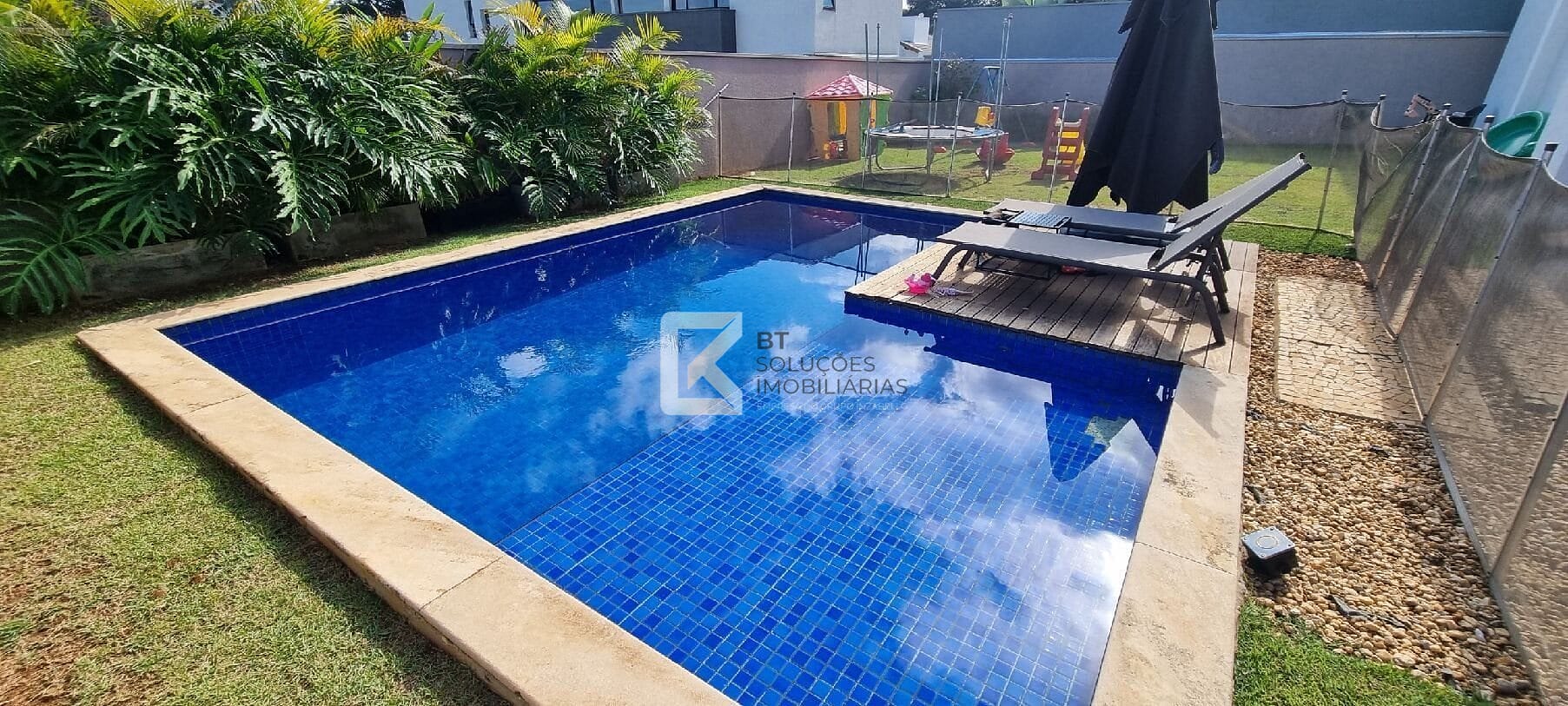 Sobrado, 5 quartos, 288 m² - Foto 1