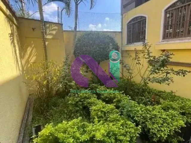 Sobrado com 200m² 4 quartos e 4 banheiros, à venda, no bairro Jaguaribe em Osasco