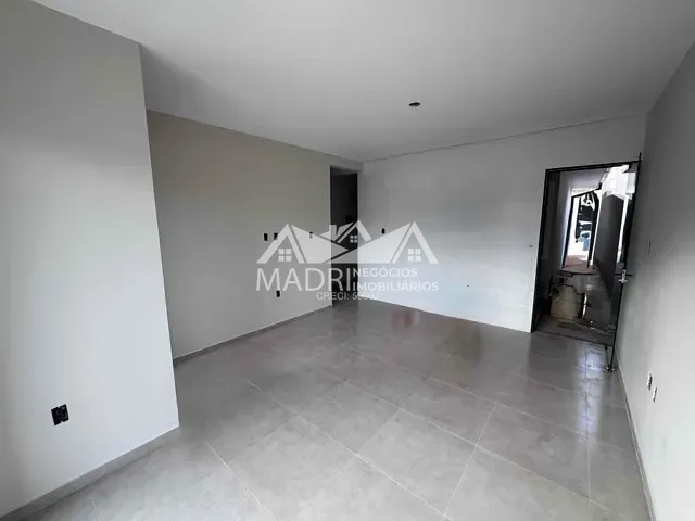 Sobrado com 125m² 2 quartos e 3 banheiros, à venda, no bairro Potecas em São José