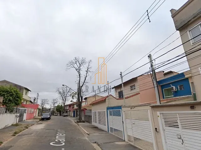 Sobrado com 71m² 2 quartos e 3 banheiros, à venda, no bairro Parque Oratório em Santo André