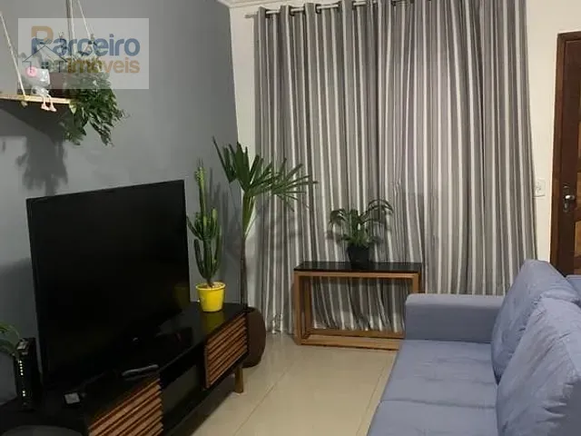 Casa com 50m² 3 quartos e 1 banheiro, à venda, no bairro Vila Paranaguá em São Paulo