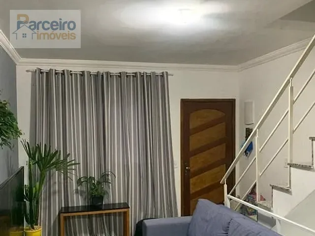 Casa com 50m² 3 quartos e 1 banheiro, à venda, no bairro Vila Paranaguá em São Paulo