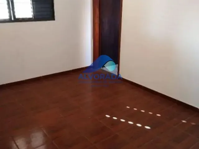 Sobrado com 125m² 4 quartos e 4 banheiros, à venda, no bairro Conjunto Residencial Galo Branco em São José Dos Campos