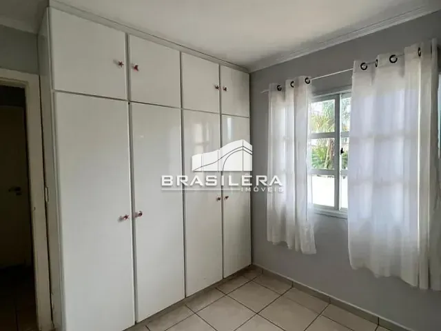Sobrado com 388m² 3 quartos e 3 banheiros, à venda, no bairro Jardins Madri em Goiânia