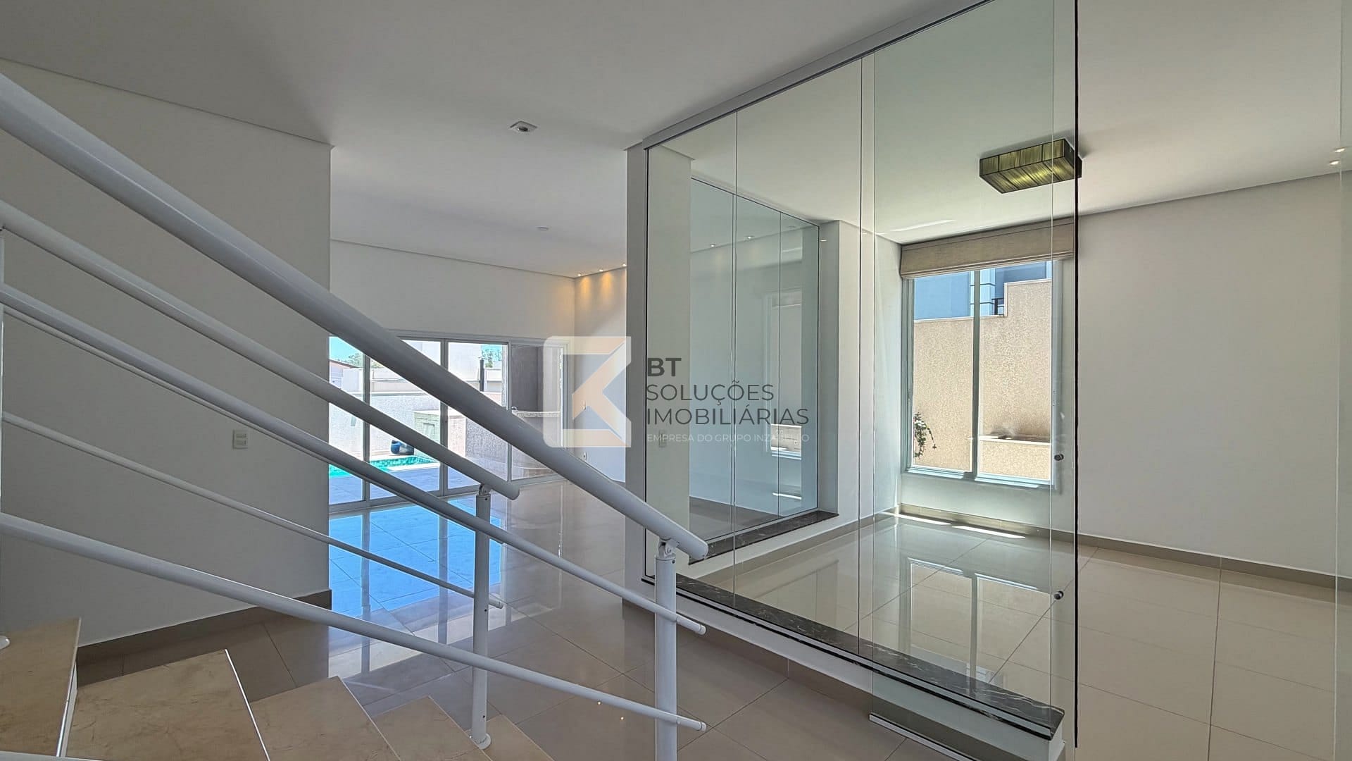 Sobrado, 3 quartos, 302 m² - Foto 5