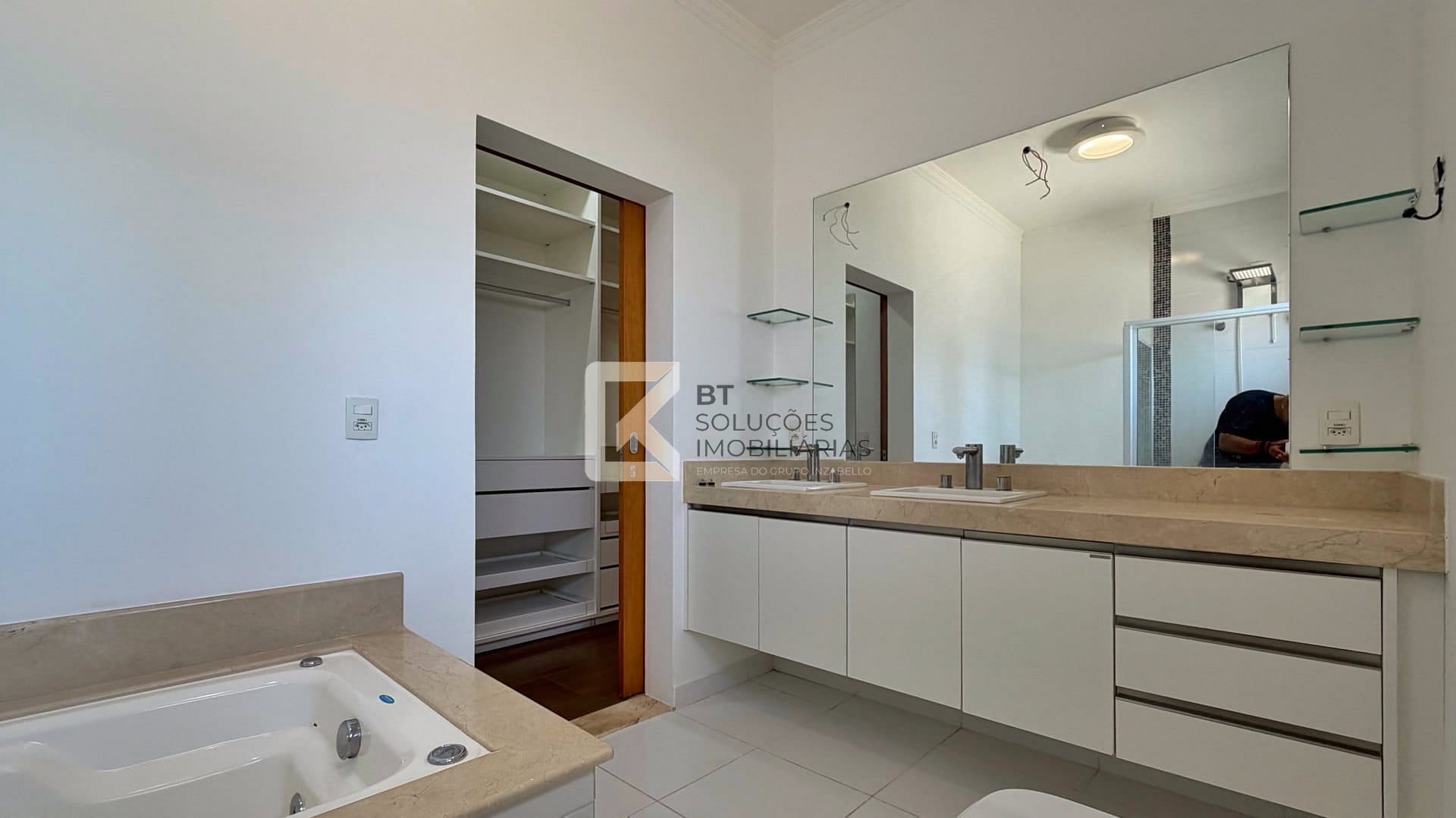 Sobrado, 3 quartos, 302 m² - Foto 27