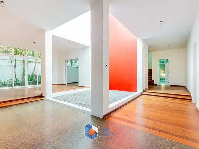 Sobrado com 617m² 6 quartos e 5 banheiros, à venda, no bairro Vila Ida em São Paulo