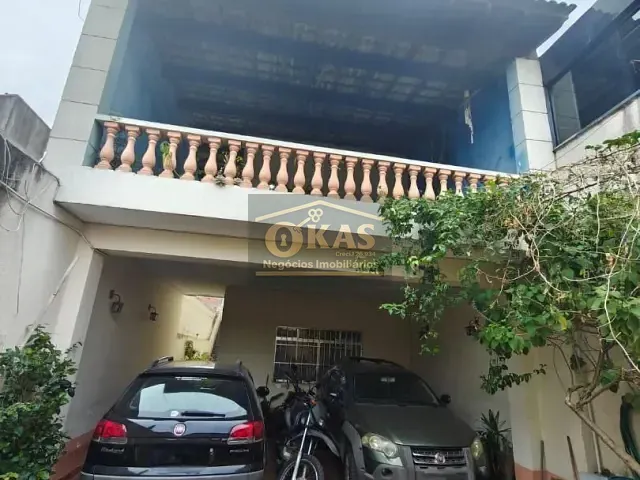 Sobrado com 182m² 3 quartos e 2 banheiros, à venda, no bairro Vila Urupês em Suzano