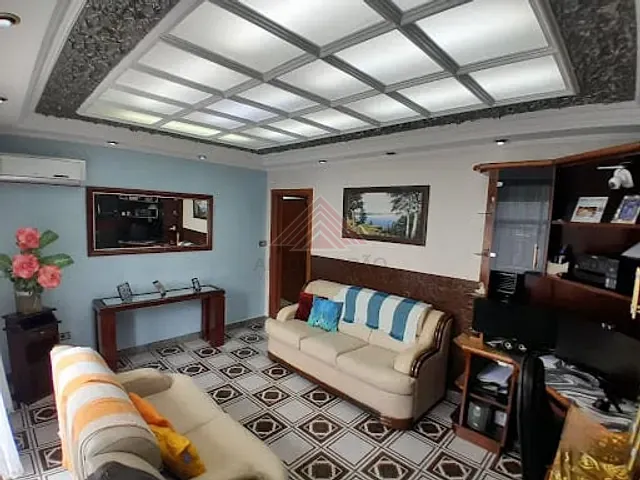 Sobrado com 300m² 2 quartos e 2 banheiros, à venda, no bairro Jardim Zaira em Mauá