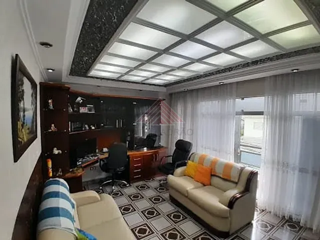 Sobrado com 300m² 2 quartos e 2 banheiros, à venda, no bairro Jardim Zaira em Mauá