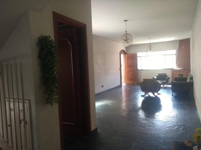 Sobrado com 351m² 3 quartos e 1 banheiro, à venda, no bairro Jardim da Glória em São Paulo