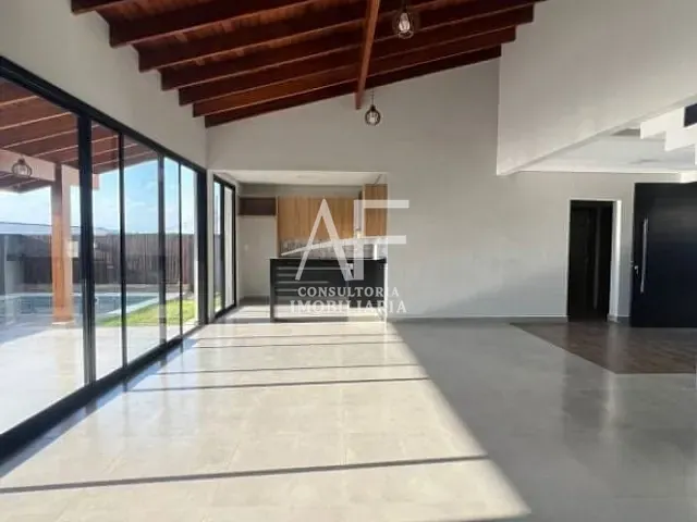 Sobrado com 312m² 3 quartos e 2 banheiros, à venda, no bairro Campos Elíseos em Taubaté