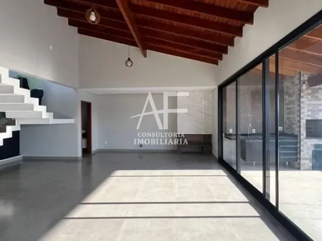 Sobrado com 312m² 3 quartos e 2 banheiros, à venda, no bairro Campos Elíseos em Taubaté