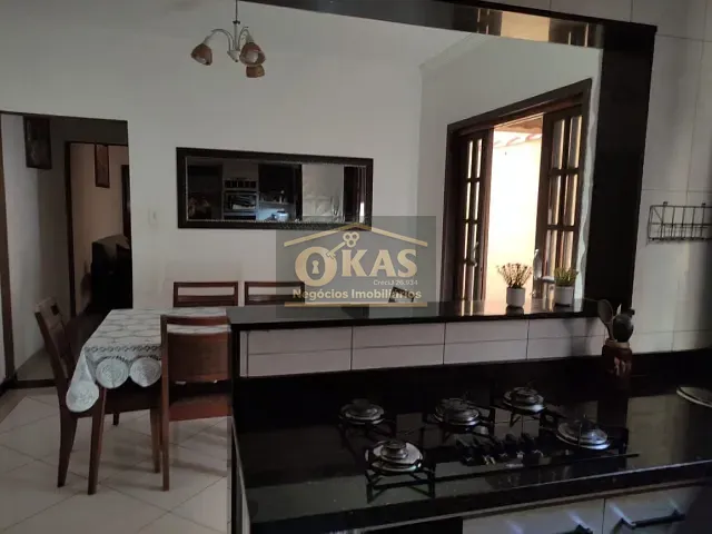 Sobrado com 158m² 3 quartos e 3 banheiros, à venda, no bairro Jardim Ikeda em Suzano