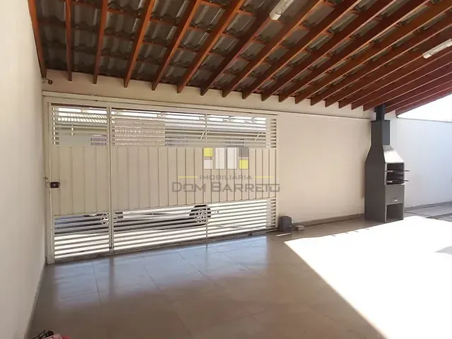 Sobrado com 180m² 3 quartos e 1 banheiro, para alugar, no bairro Vila Santana em Sumaré