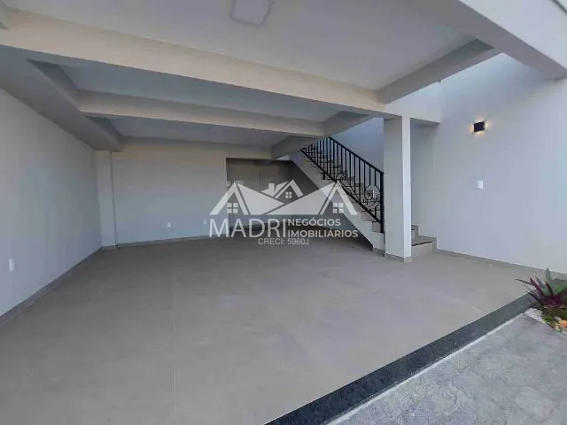 Sobrado com 156m² 3 quartos e 2 banheiros, à venda, no bairro São Sebastião em Palhoça