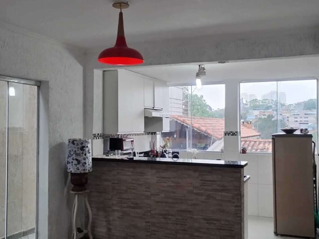Sobrado 2 quartos e 3 banheiros, à venda, no bairro Parque das Cigarreiras em Taboão da Serra