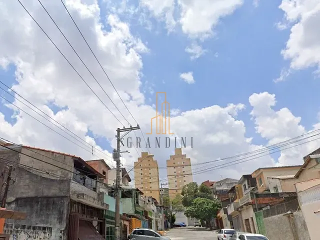 Sobrado com 125m² 4 quartos e 2 banheiros, à venda, no bairro Jardim Cristiane em Santo André