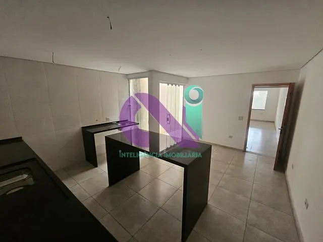 Sobrado 2 quartos e 3 banheiros, à venda, no bairro Jardim D'Abril em Osasco