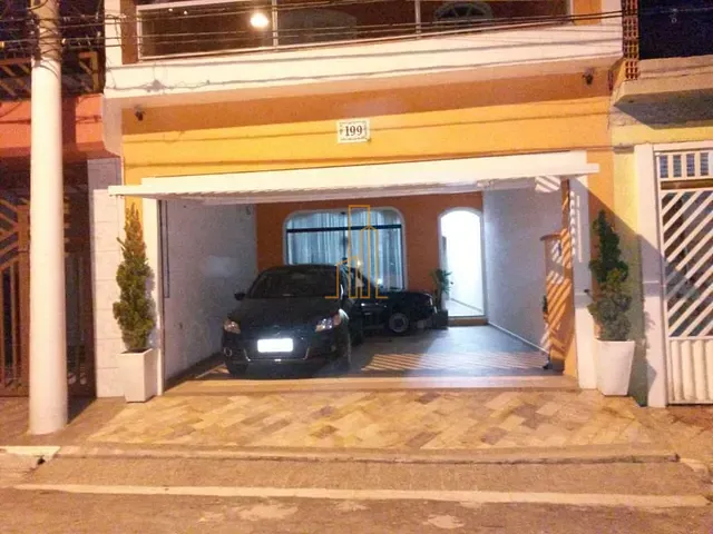 Sobrado com 200m² 3 quartos e 3 banheiros, à venda, no bairro Vila Vivaldi em São Bernardo do Campo
