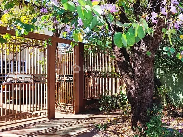 Sobrado com 679m² 5 quartos e 4 banheiros, à venda, no bairro Vila Carlota em Campo Grande