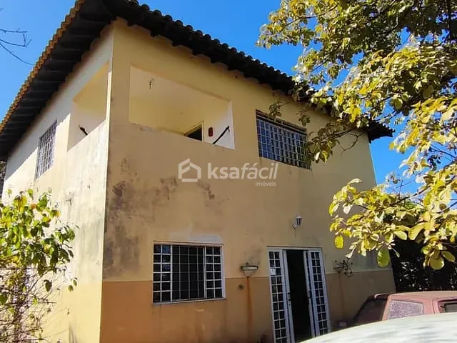Sobrado com 679m² 5 quartos e 4 banheiros, à venda, no bairro Vila Carlota em Campo Grande