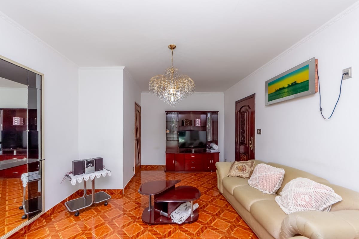 Foto do Sobrado-Sobrado para venda em Bosque da Saúde com 3 quartos, sendo 1 suíte, 197m²