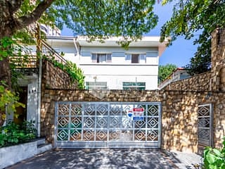 Foto do Sobrado-Sobrado para venda em Bosque da Saúde com 3 quartos, sendo 1 suíte, 197m²