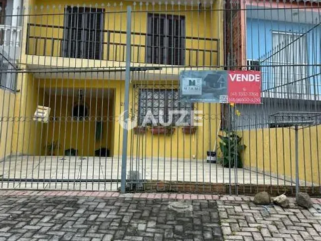 Sobrado com 123m² 3 quartos e 3 banheiros, à venda, no bairro Santa Cândida em Curitiba