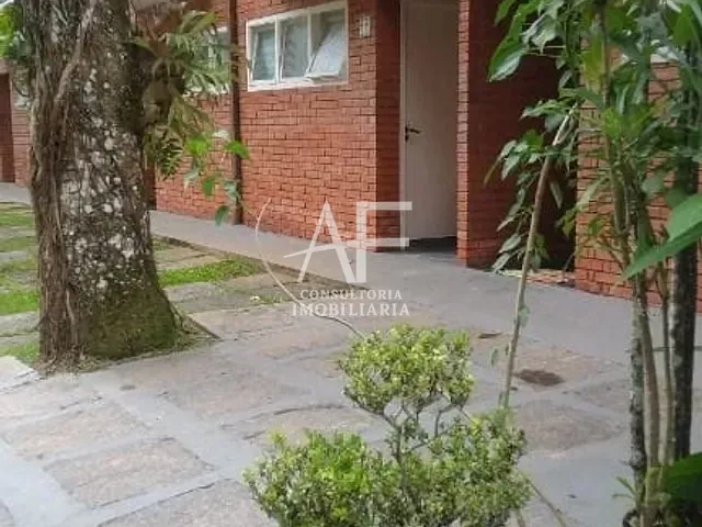 Sobrado com 88m² 2 quartos e 2 banheiros, à venda, no bairro Praia Grande em Ubatuba