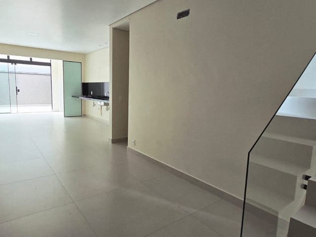 Sobrado 2 quartos e 3 banheiros, à venda, no bairro Jardim Americano em Sorocaba