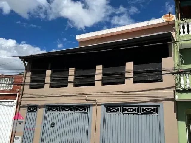 Sobrado com 170m² 3 quartos e 3 banheiros, à venda, no bairro Jardim Capão Redondo em São Paulo
