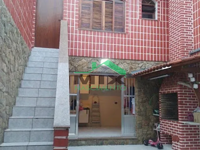 Casa com 264m² 3 quartos e 6 banheiros, à venda, no bairro Taboão em São Bernardo do Campo
