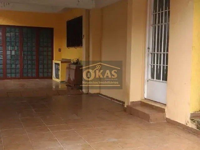 Sobrado com 250m² 4 quartos e 3 banheiros, à venda, no bairro Jardim Estela em Poá