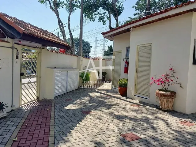 Sobrado com 134m², à venda, no bairro Jardim América em São José dos Campos