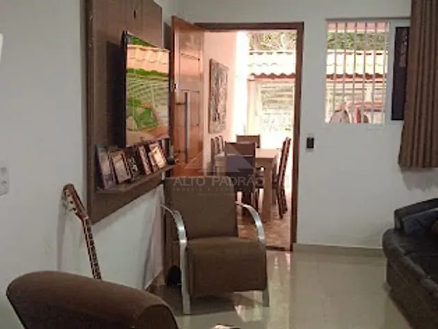 Sobrado com 194m² 2 quartos e 2 banheiros, à venda, no bairro Parque Boa Esperança em Mauá