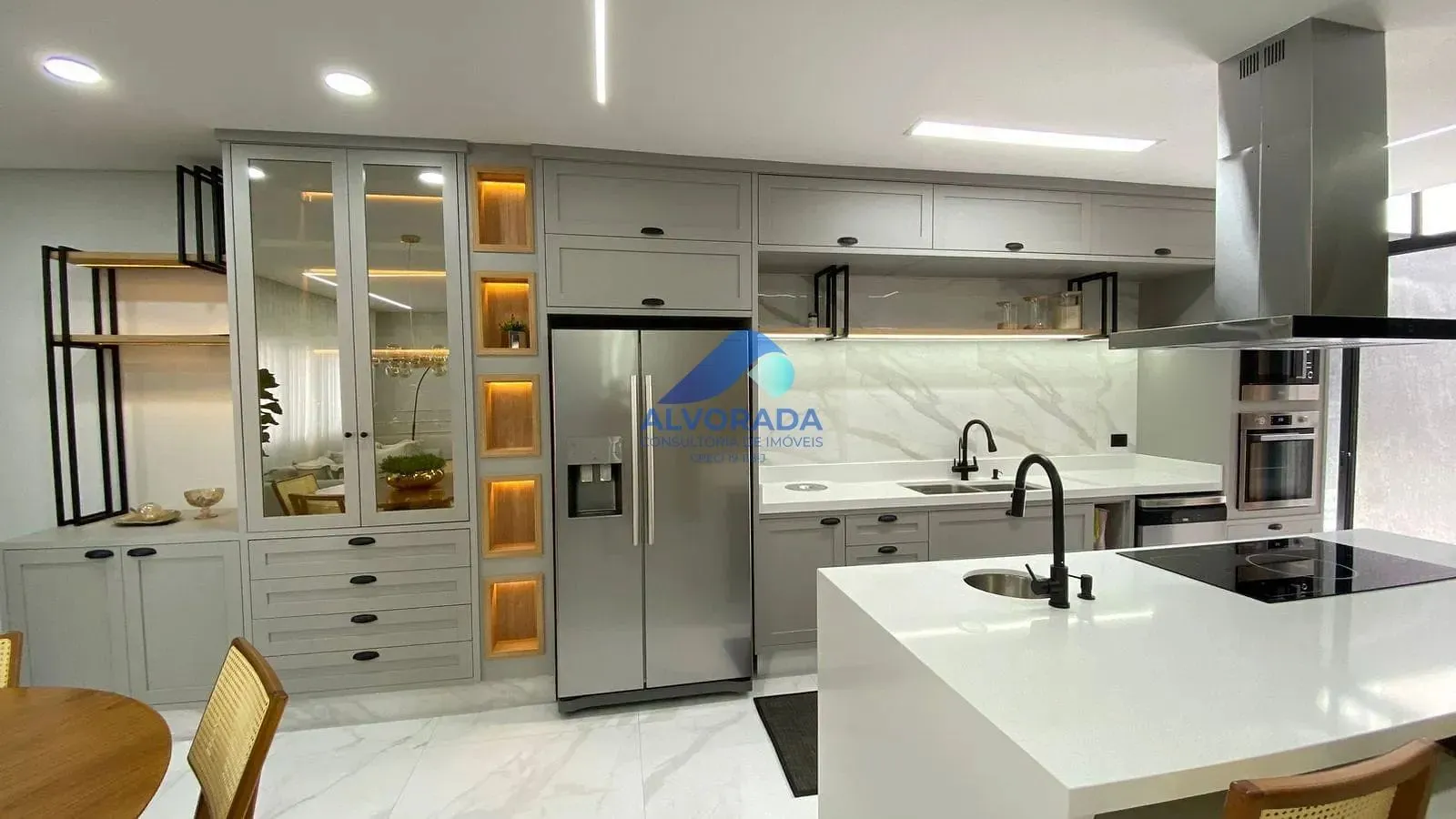 Sobrado, 3 quartos, 210 m² - Foto 2