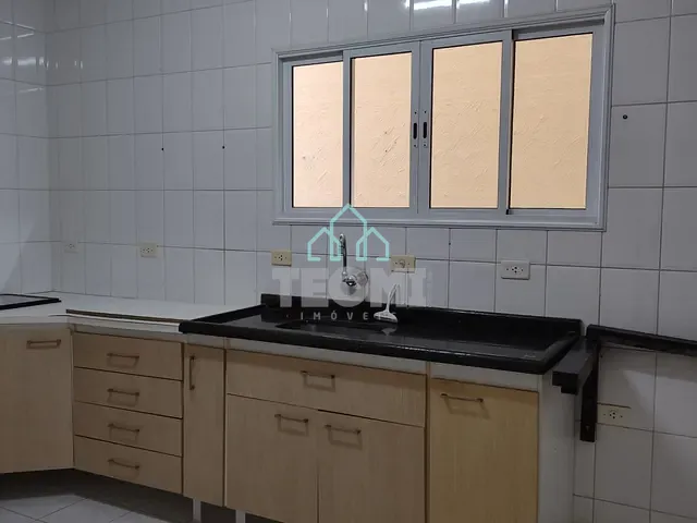 Sobrado com 235m² 3 quartos e 1 banheiro, à venda, no bairro Bairro dos Guedes em Tremembé