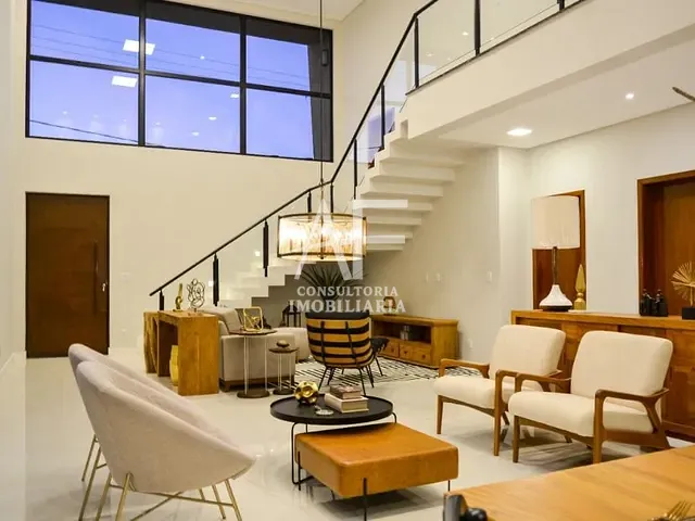 Sobrado com 313m² 4 quartos e 3 banheiros, à venda, no bairro Jardim Baronesa em Taubaté