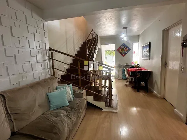 Sobrado com 125m² 3 quartos e 2 banheiros, à venda, no bairro Residencial Guairá em Sumaré