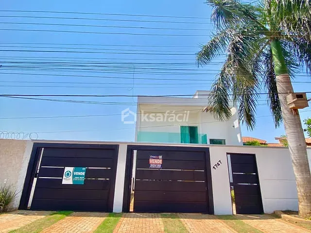 Sobrado com 360m² 4 quartos e 5 banheiros, à venda, no bairro Jardim Santa Emília em Campo Grande