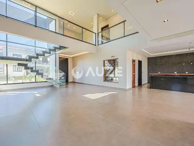 Sobrado com 326m² 3 quartos e 5 banheiros, à venda, no bairro Butiatumirim em Colombo