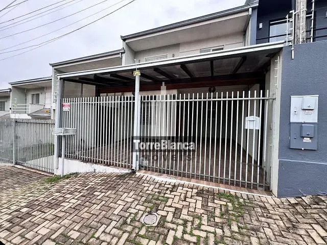 Sobrado com 96m² 3 quartos e 3 banheiros, à venda, no bairro Ronda em Ponta Grossa