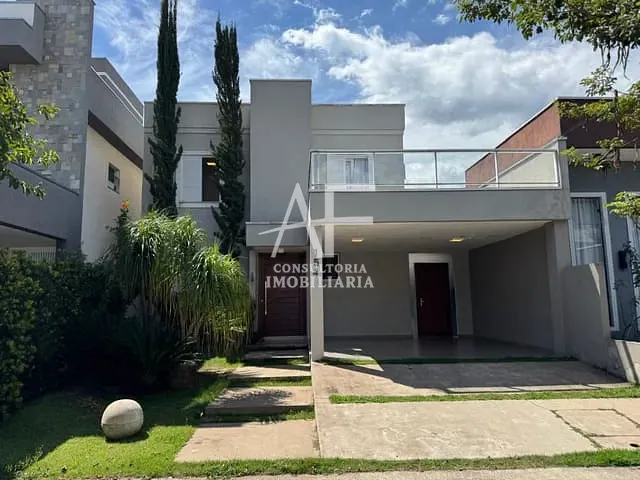 Sobrado com 300m² 3 quartos e 3 banheiros, à venda, no bairro Condomínio Residencial Tecoara em Taubaté