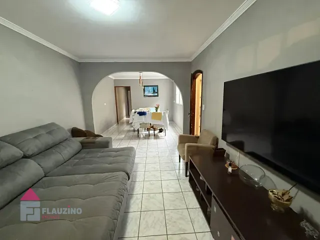 Sobrado com 250m² 3 quartos e 3 banheiros, à venda, no bairro Jardim Casablanca em São Paulo