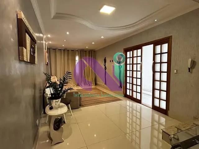 Sobrado com 150m² 5 quartos e 4 banheiros, à venda, no bairro Cidade São Francisco em São Paulo