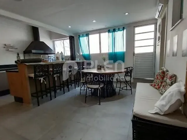Casa 3 quartos e 5 banheiros, à venda, no bairro Horto Florestal em São Paulo