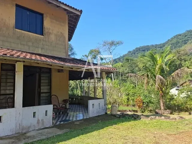 Sobrado com 1550m² 6 quartos e 3 banheiros, à venda, no bairro Mato Dentro em Ubatuba