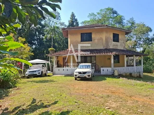 Sobrado com 1550m² 6 quartos e 3 banheiros, à venda, no bairro Mato Dentro em Ubatuba